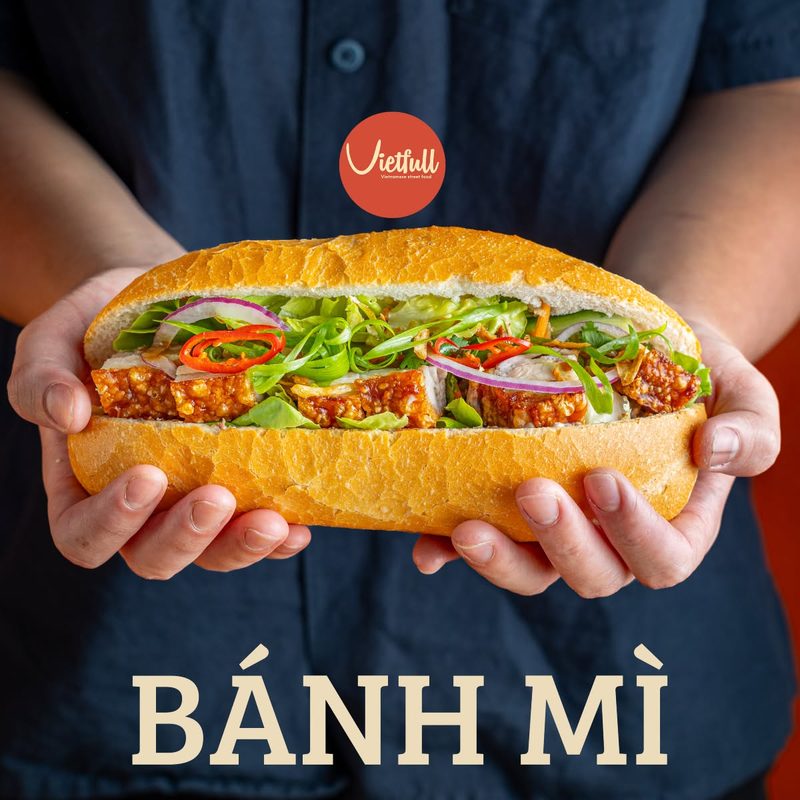 Bánh Mì Heo Quay, crispy pork belly baguette